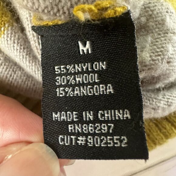 BCBG MAXAZRIA Women’s Asymmetrical Striped Short Sleeve Sweater Size Medium - Picture 8 of 12